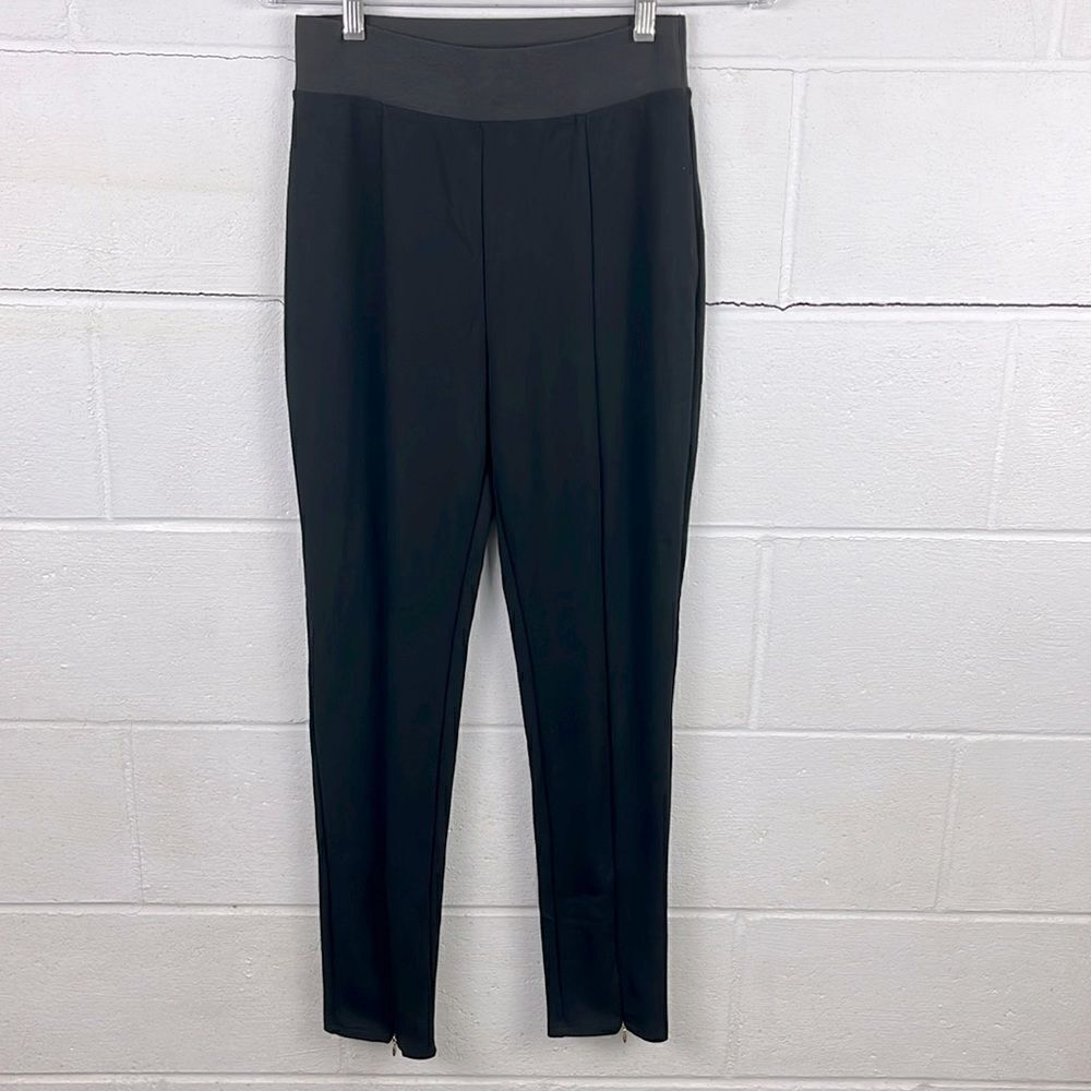 Banana Republic black pull on pleated legging